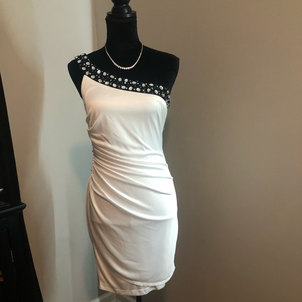 One shoulder knee length dress